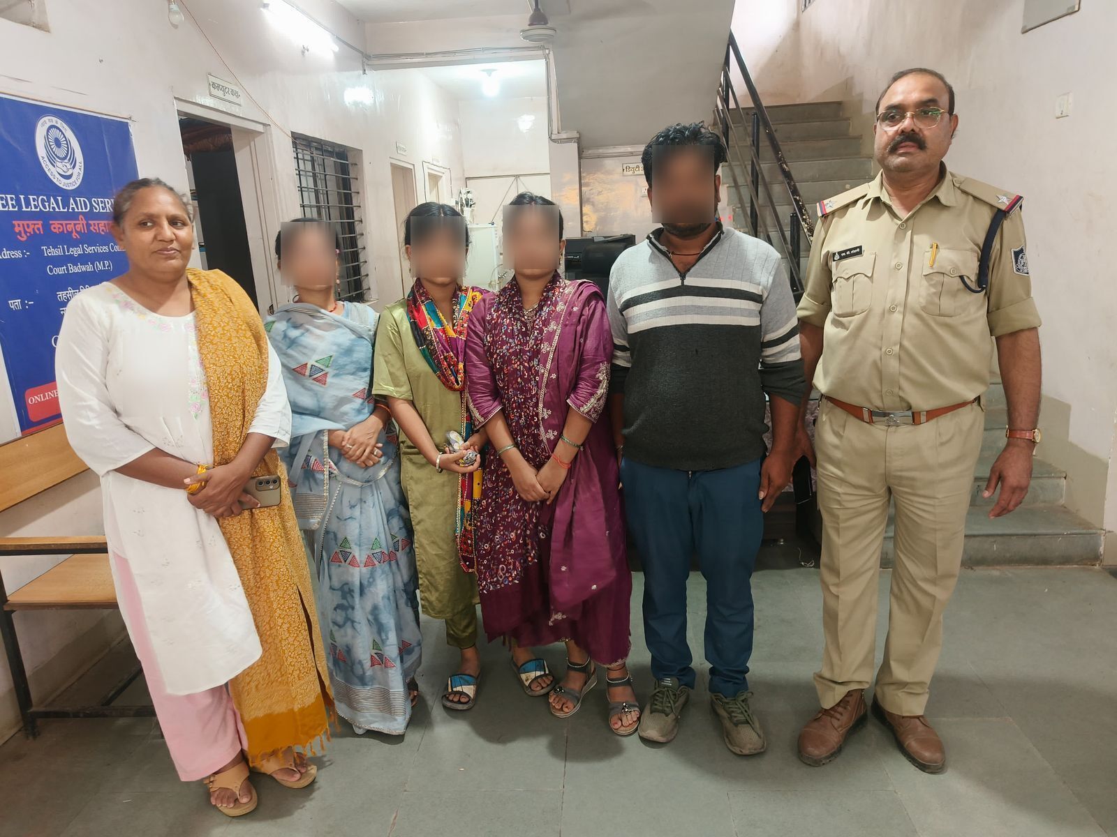 खरगोन पुलिस ने किया 02 नाबालिग बालिका को दस्तयाब
