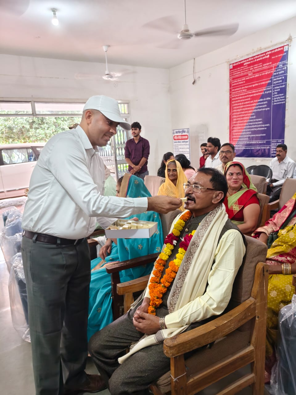 सेवानिवृत्ति पर डीएसपी राधेश्याम चौहान को दी गई गरिमामय विदाई
